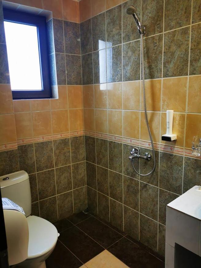 פמפורובו Apartments Black Horse מראה חיצוני תמונה